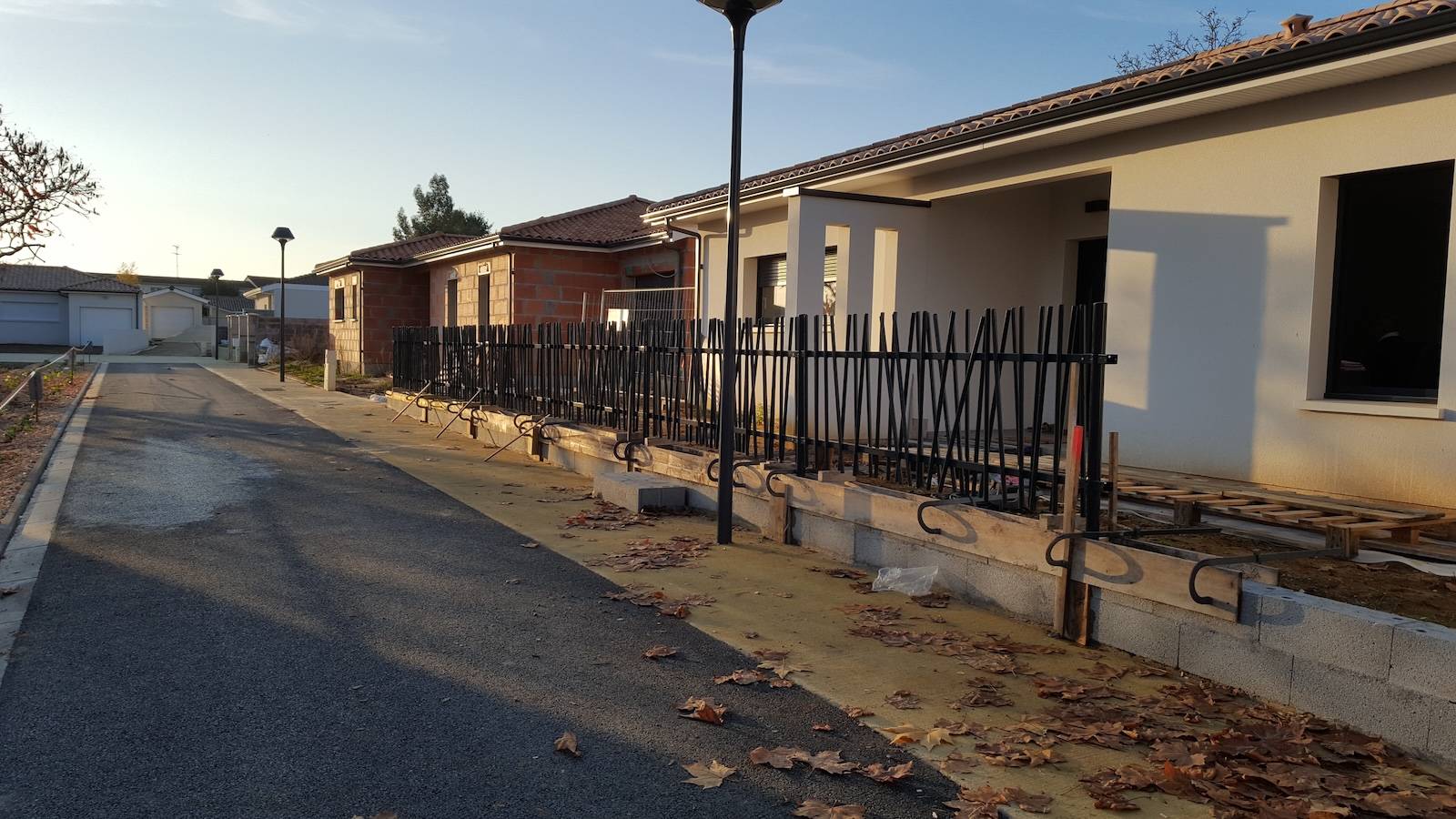 Cloture type bambou en acier galvanisé 