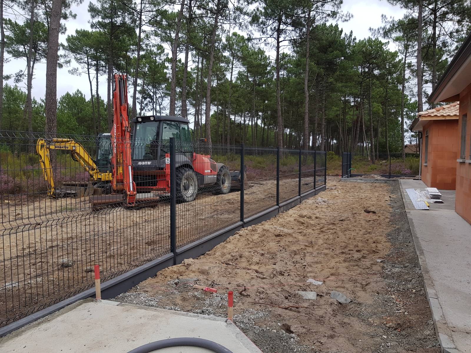 Clôture rigide mixte RAL 7016