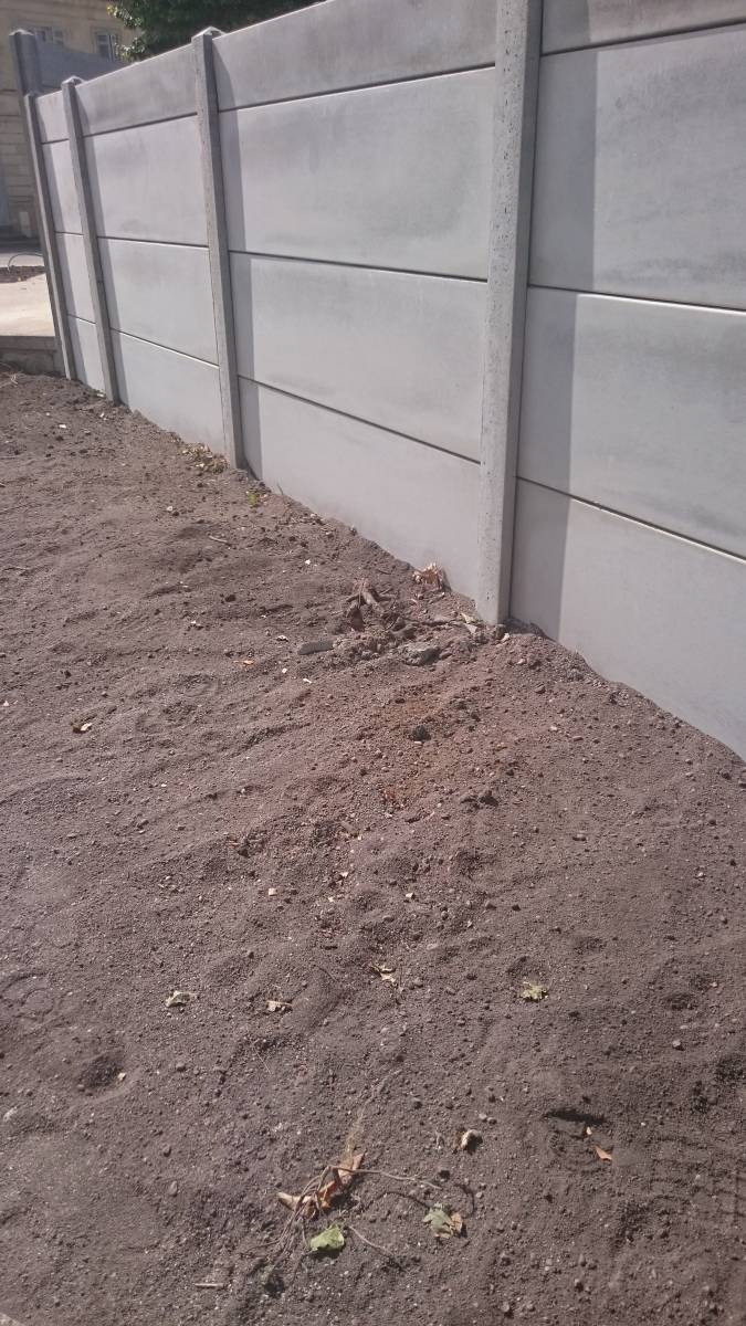 Clôture béton , haute qualité prix bas à Lesparre ! 