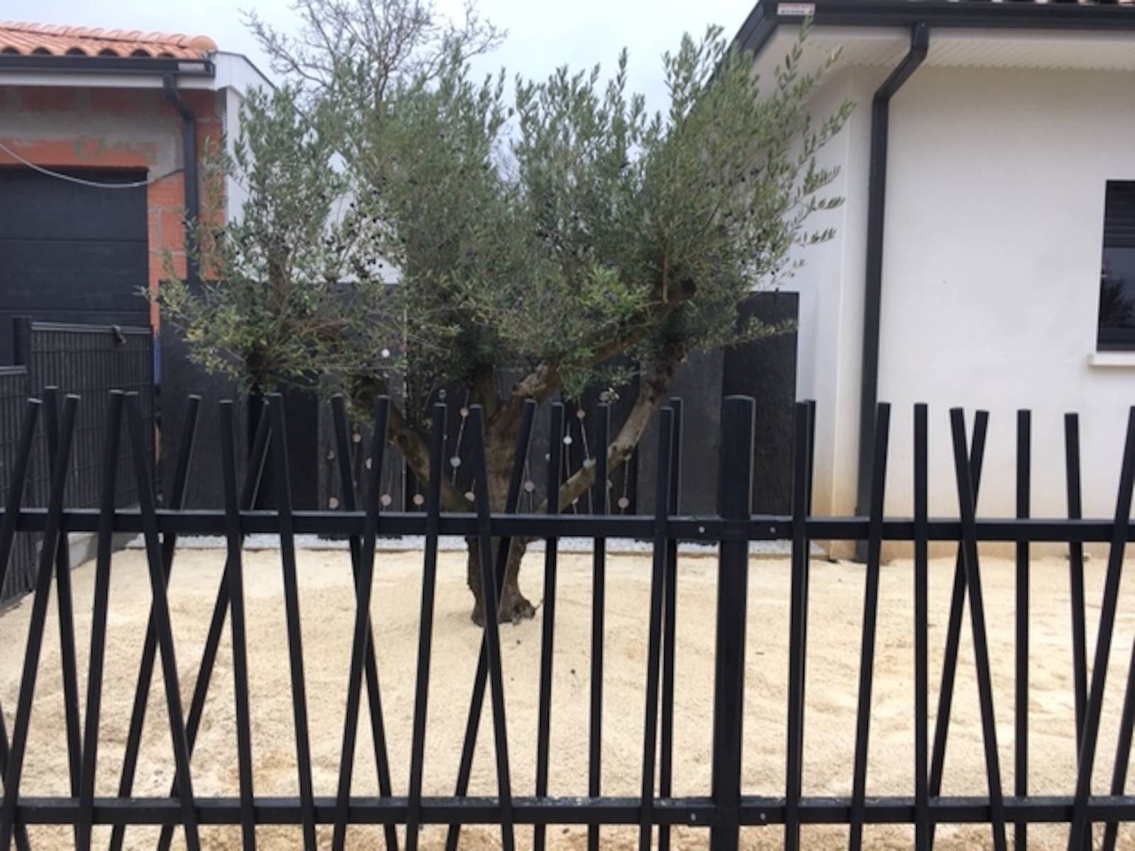 Cloture type bambou en acier galvanisé 