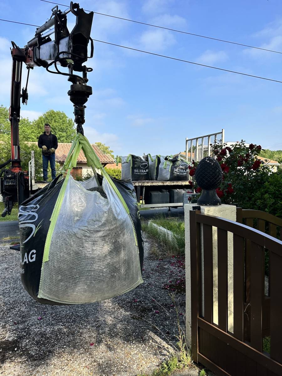 Boulodrome spacieux chez un particulier à saint Vivien 