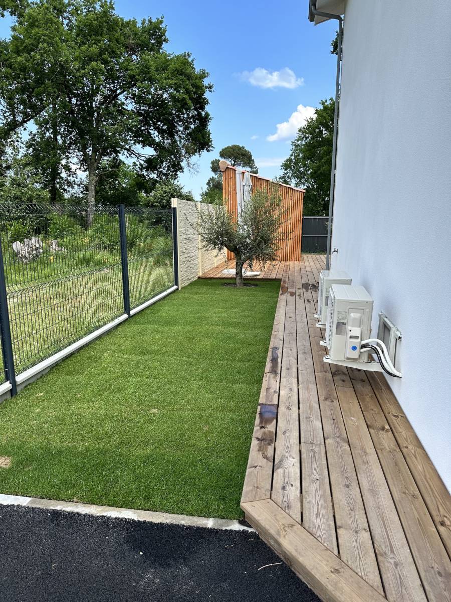 Gazon naturel haut de gamme en rouleau à Hourtin