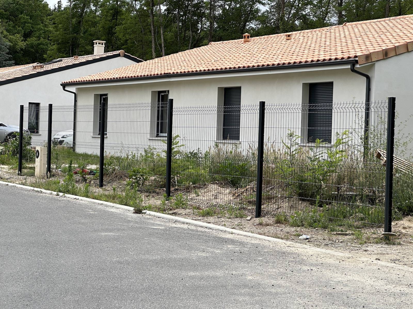Clôture rigide de 650 mètres de long à Castelnau-de-Médoc 