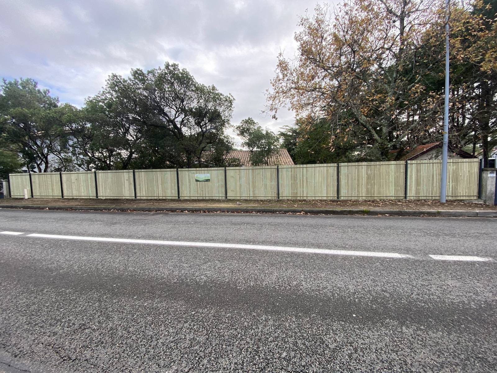 Clôture rigide premium fixation sur platine et portail aluminium ! à lacanau