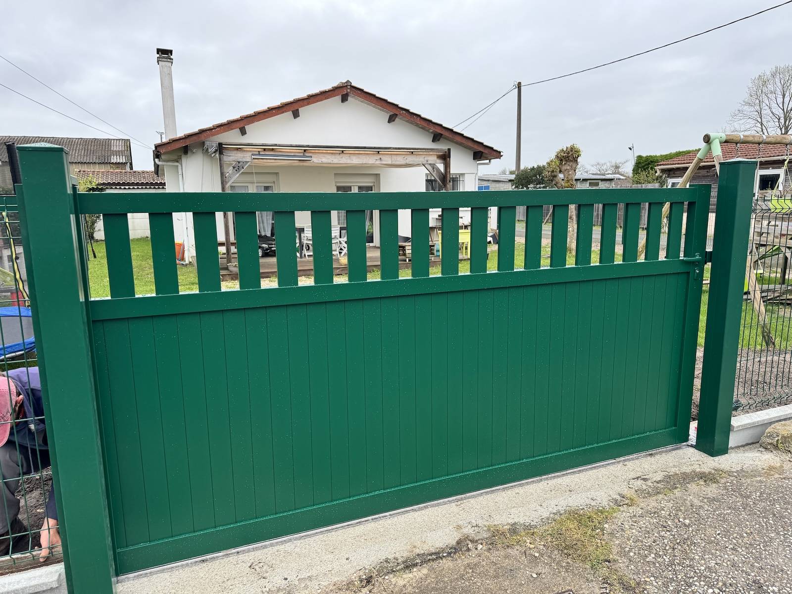 Comment réaliser une clôture et un portail à Vendays-Montalivet ! 