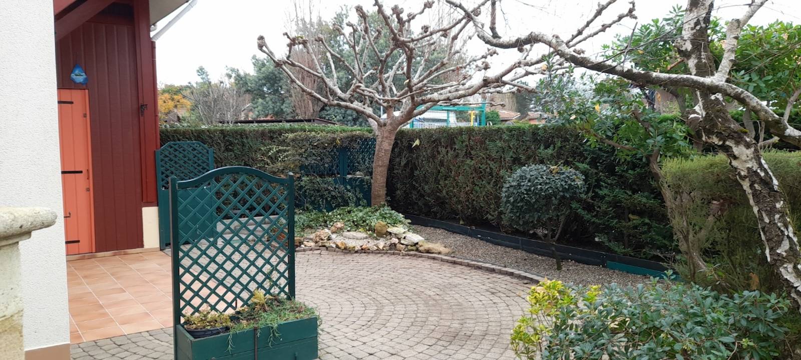 Entretien Paysager et Taille de Haies et Arbres à Hourtin !