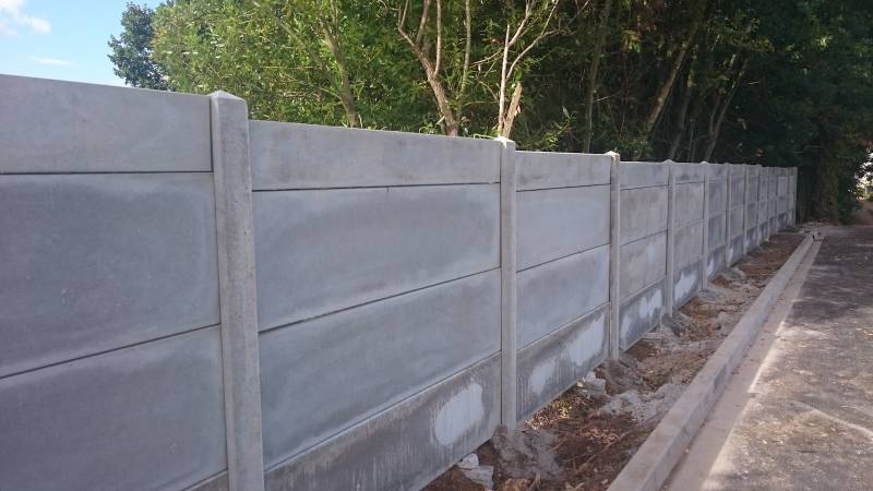 Clôture béton , haute qualité prix bas à Lesparre ! 
