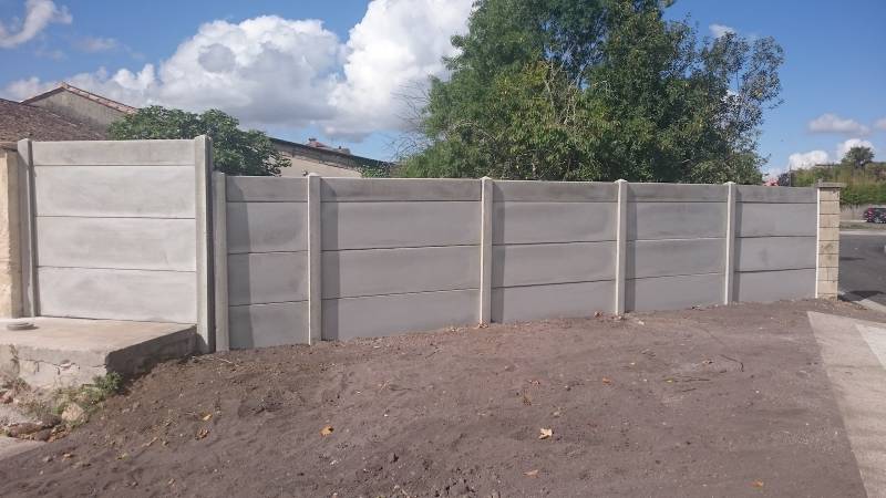 Clôture béton , haute qualité prix bas à Lesparre ! 