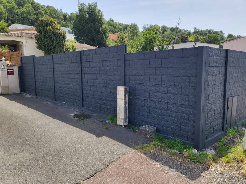 Clôture dalle décorative