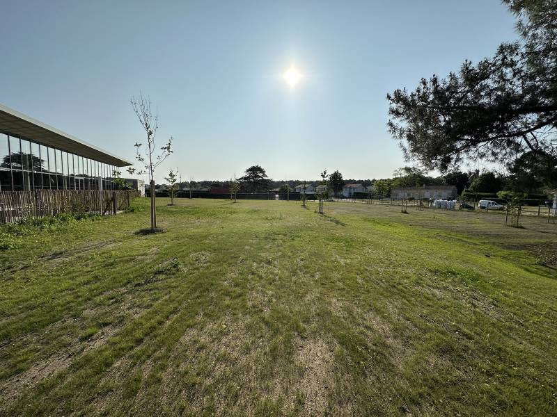 Rénovation emblématique du centre aquatique de Lesparre-Médoc par bouleris
