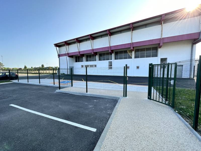 Rénovation emblématique du centre aquatique de Lesparre-Médoc par bouleris