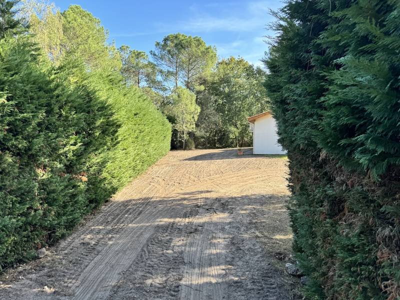 aire de stationnement stabilisé à carcans 