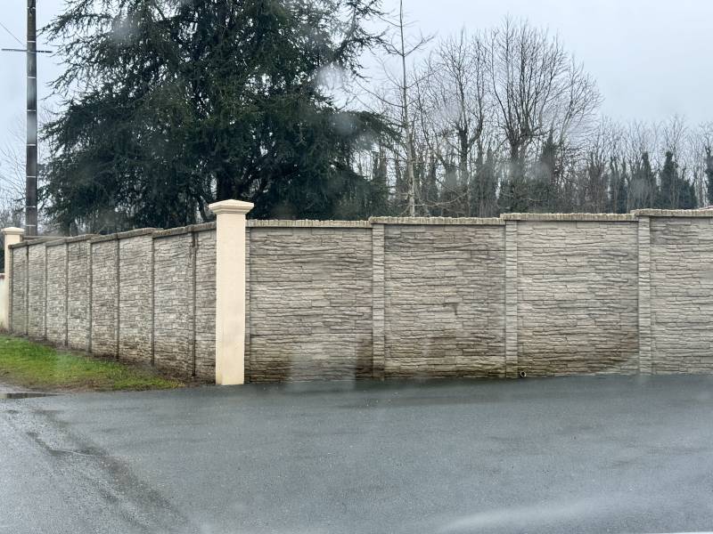 Clôture dalle décorative