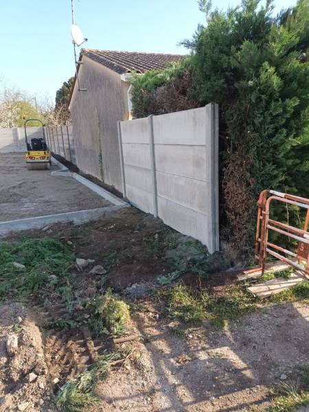Création d’une clôture pas cher par des spécialistes à Pauillac ! 